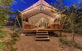 12 Fires Luxury Glamping With Heating #5