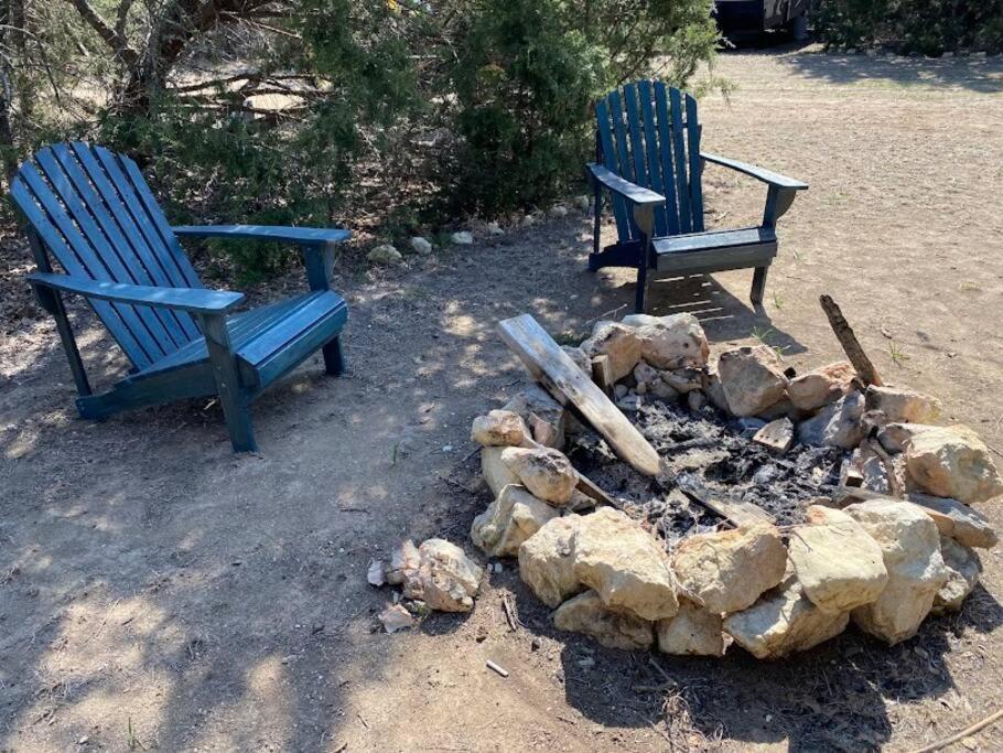 12 Fires Luxury Glamping With Heating #5 Hotel Johnson City Exterior photo