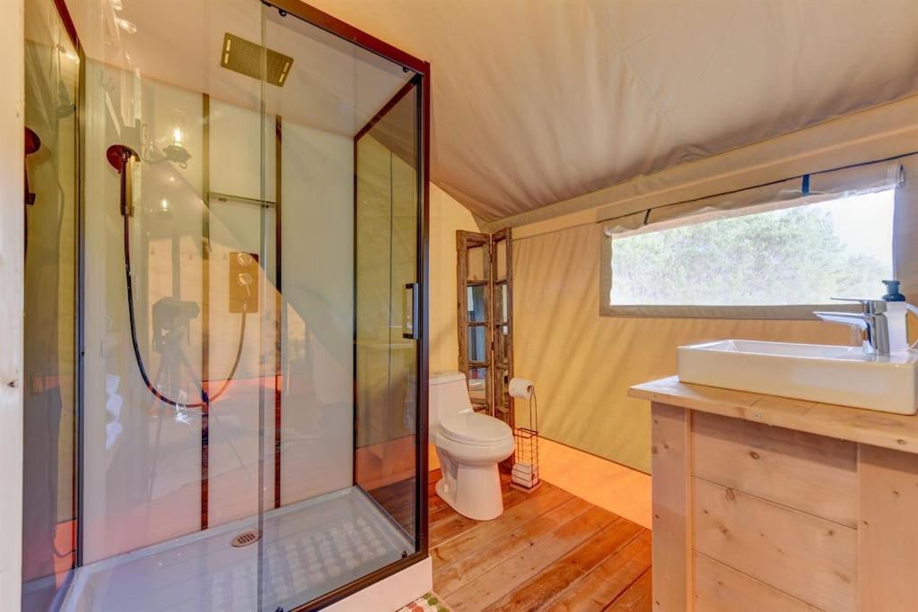 12 Fires Luxury Glamping With Heating #5 Hotel Johnson City Exterior photo
