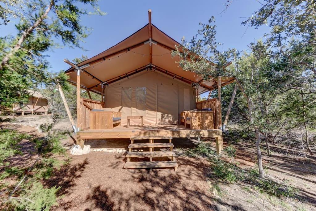 12 Fires Luxury Glamping With Heating #5 Hotel Johnson City Exterior photo